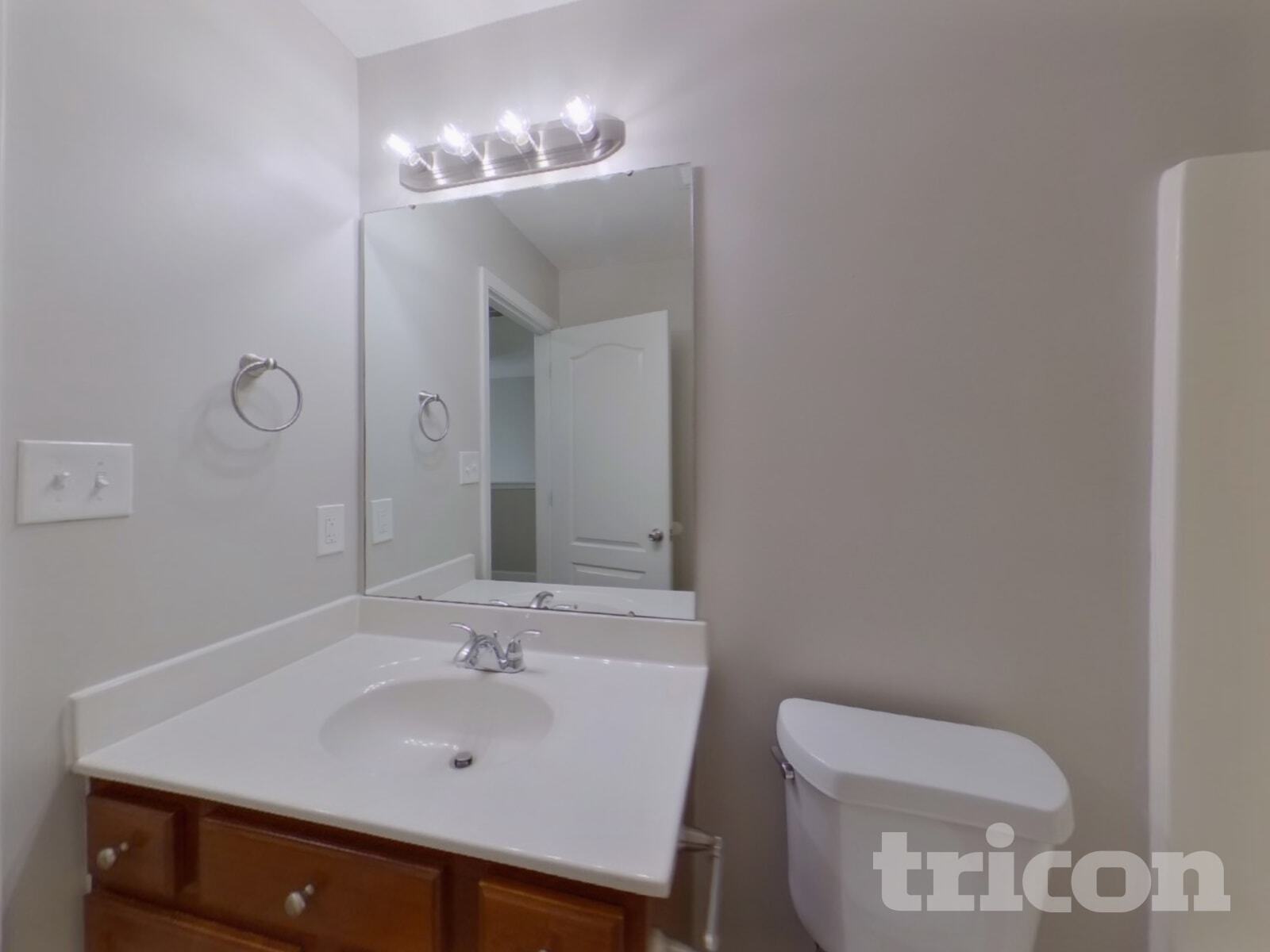 Building Photo - 506 Glencroft Dr