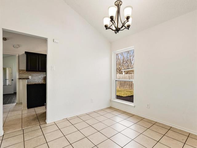 Building Photo - 4621 Riverpark Dr