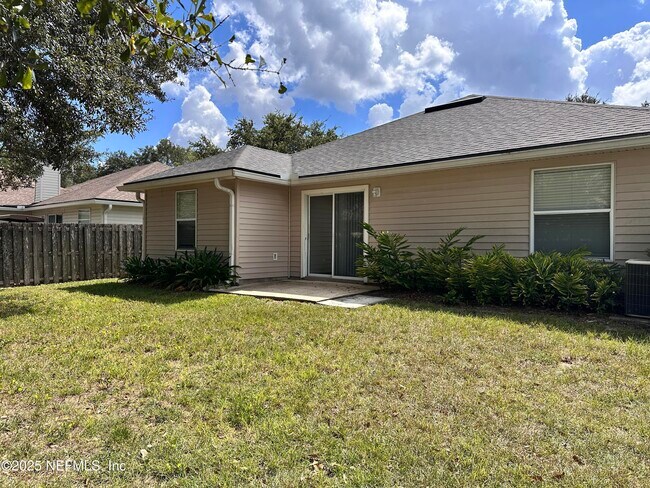 Building Photo - 7925 Collins Bay Ct