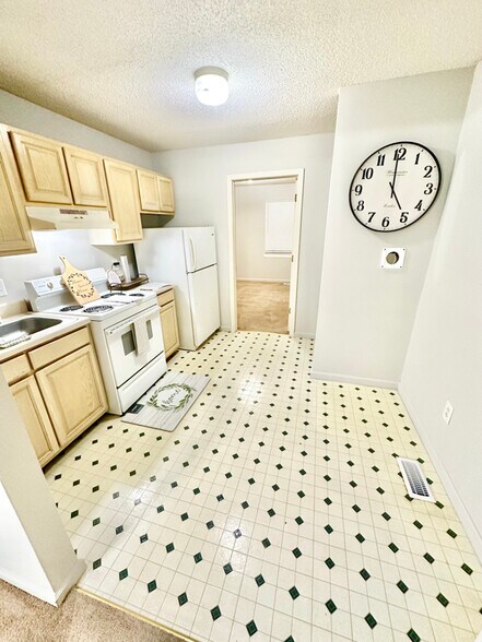 Building Photo - 102 Carter Sells Rd