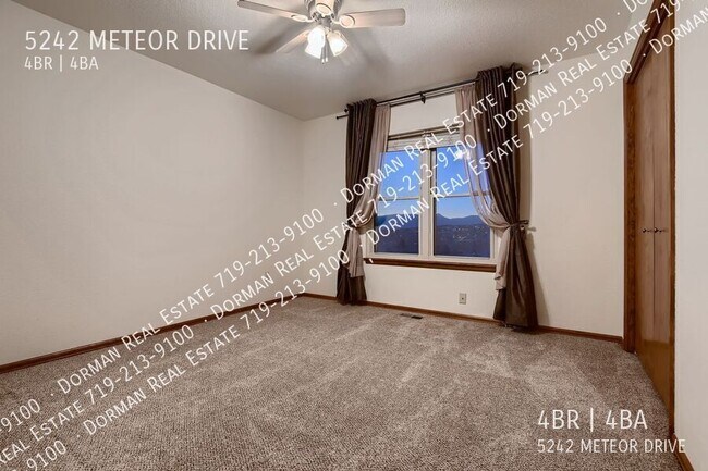 Building Photo - 5242 Meteor Dr