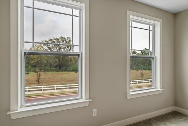 Building Photo - 531 Laurel Pk Dr