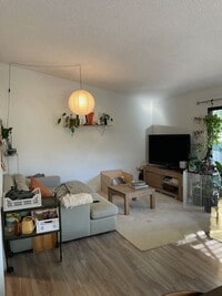 Building Photo - 2 Bedroom 2 Bath Condo