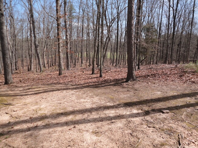 Building Photo - 2700 Kingstream Way SW