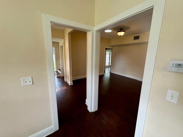 Building Photo - 3009 W Bay Ct Ave