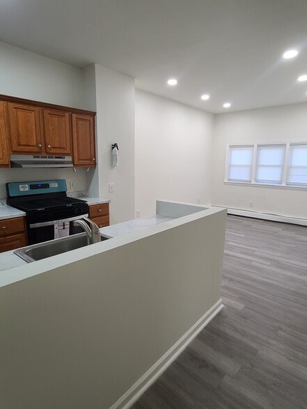 Building Photo - 6263 Limekiln Pike