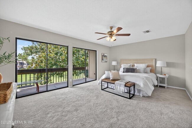 Building Photo - 7622 Las Palmas Way