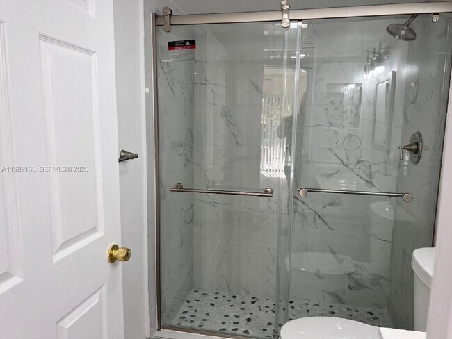 Building Photo - 8820 SW 132nd Pl