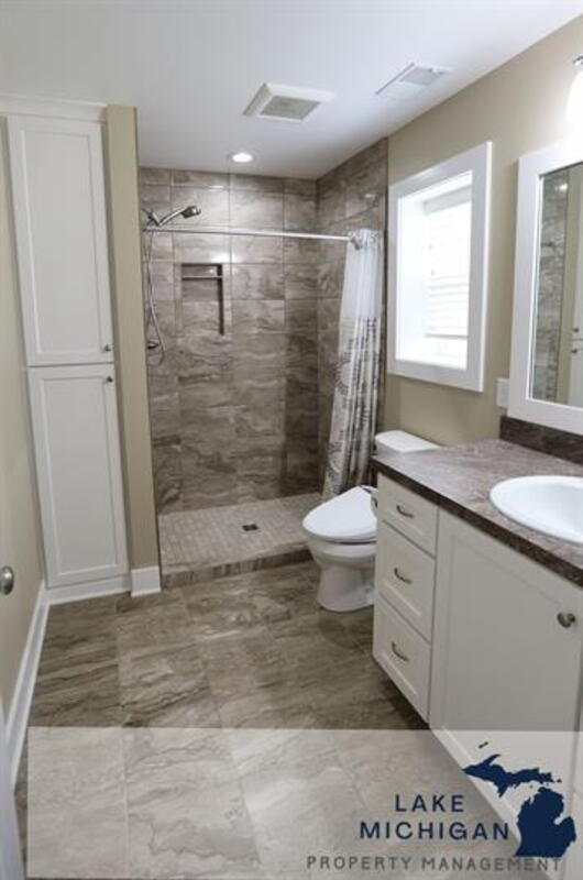 Building Photo - 8965 Plantation Dr SW