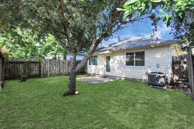 Building Photo - 5806 Sonoma Ridge