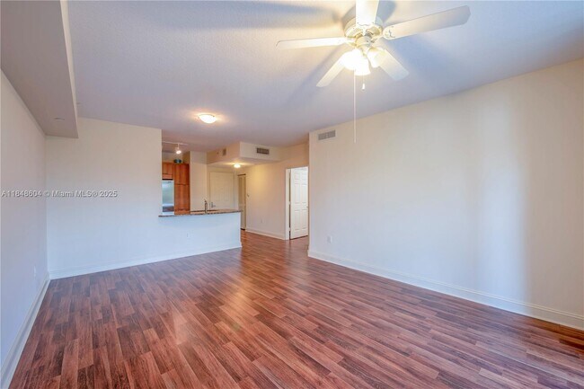 Building Photo - 510 NW 84th Ave