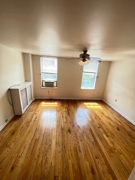 Building Photo - 1156 E Passyunk Ave