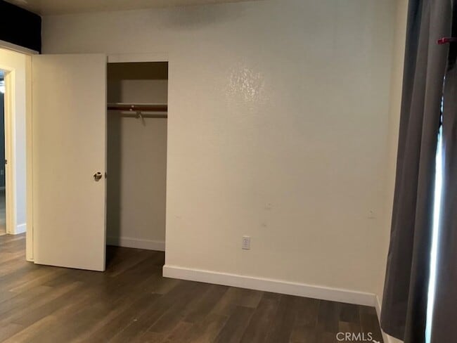 Building Photo - 17965 Live Oak St