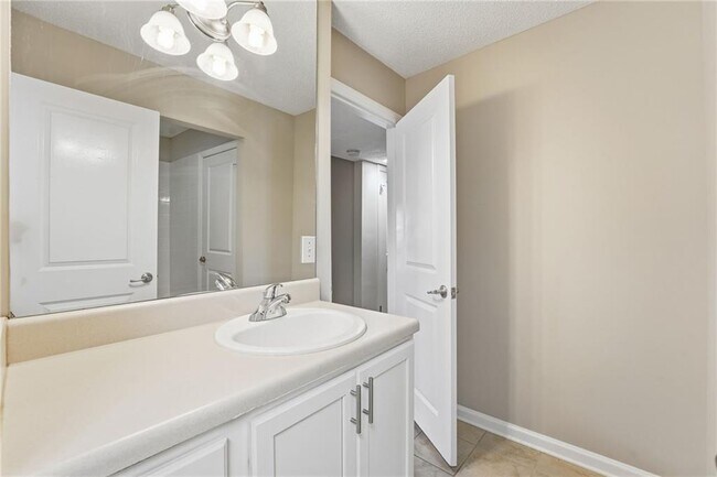 Building Photo - 3650 Ashford Dunwoody Rd NE