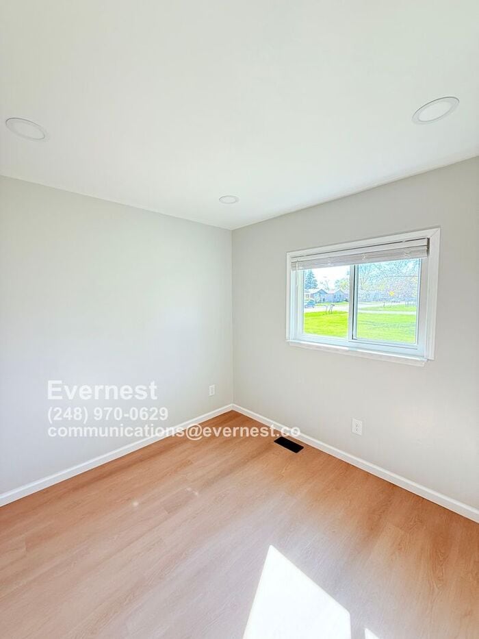 Building Photo - 20931 Vermander Ave