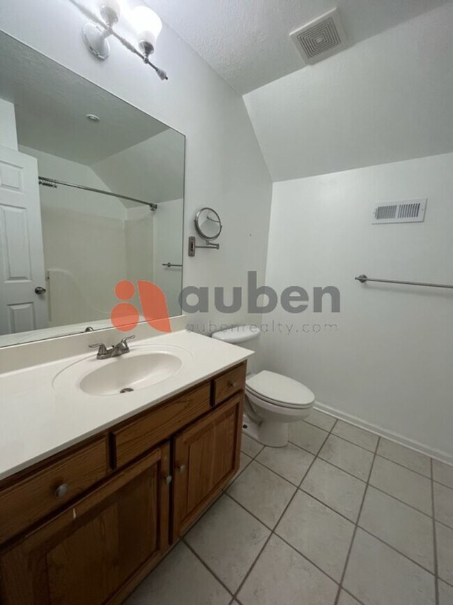Building Photo - $500 Off First Month! Charming 3 Bedroom 2...