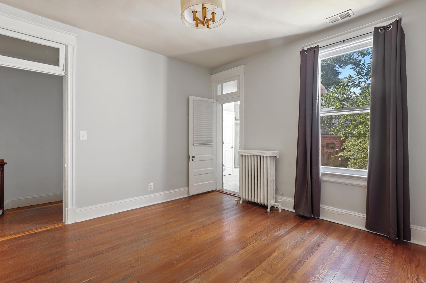 Building Photo - 1660 Irving St NW