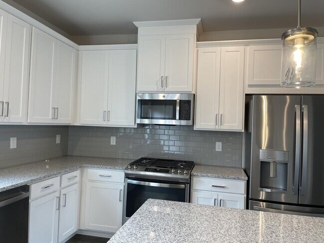 Building Photo - 3400 Reagan Way