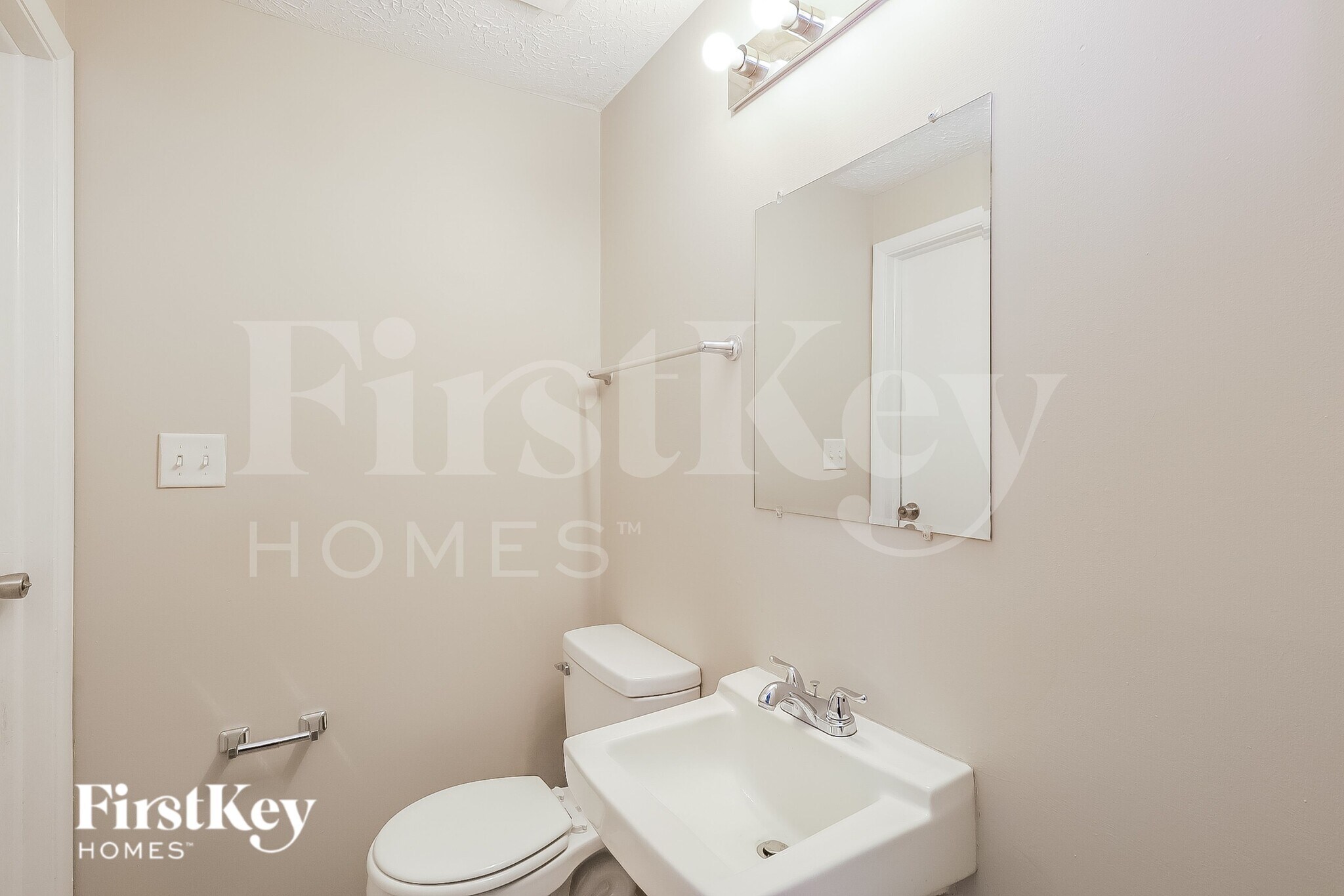 Building Photo - 6624 Cordova Ct