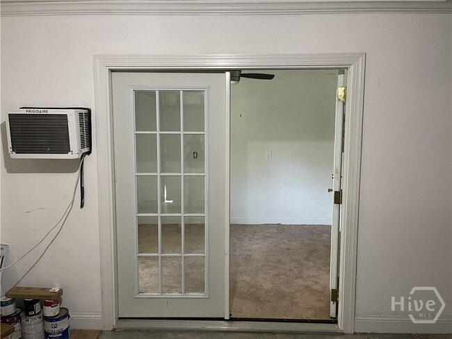 Building Photo - 1409 Bellview Dr