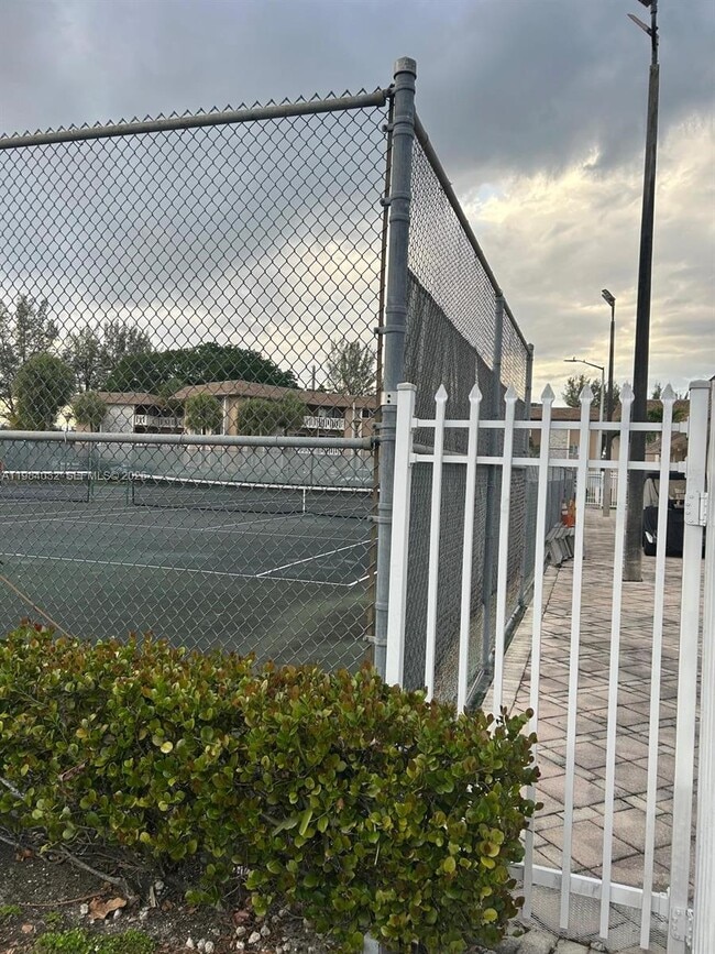 Building Photo - 7450 Miami Lakes Dr