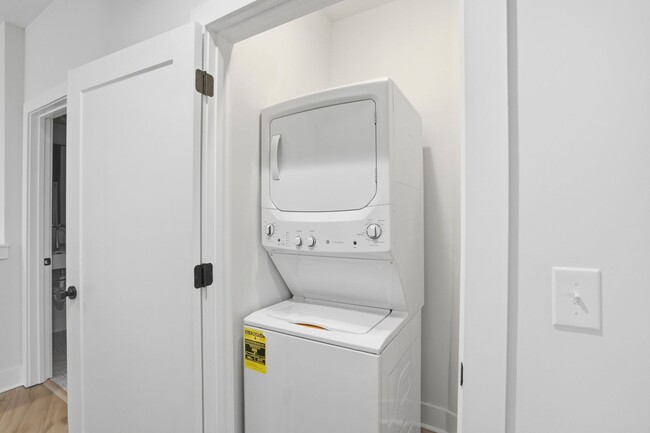 Building Photo - Bright, Open & Exceptionally Large—Your Ideal 2-Story Townhome