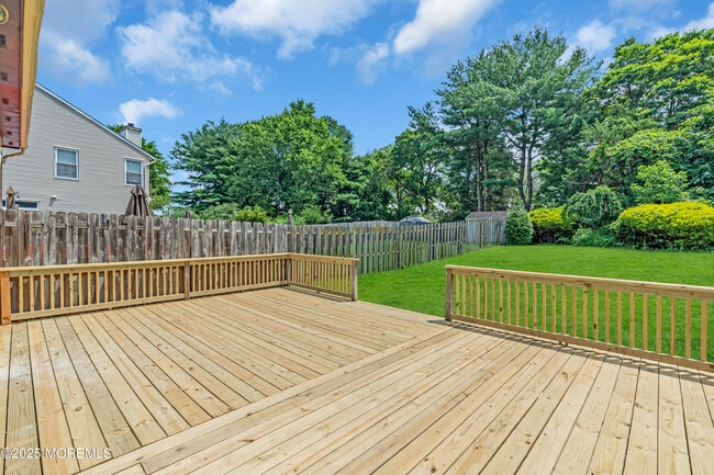 Building Photo - 19 Longbrook Ln
