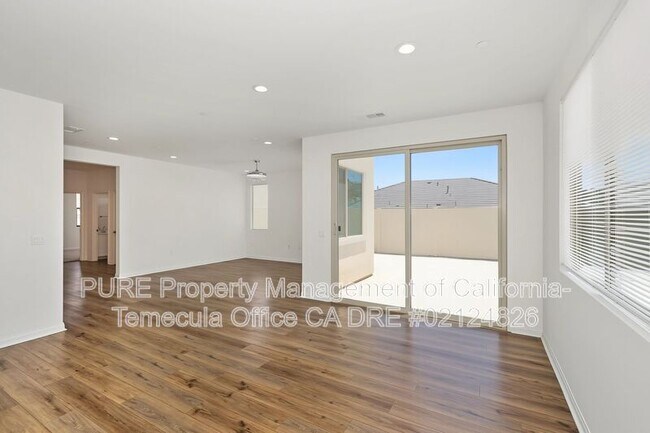 Building Photo - 4237 Ladrillo St