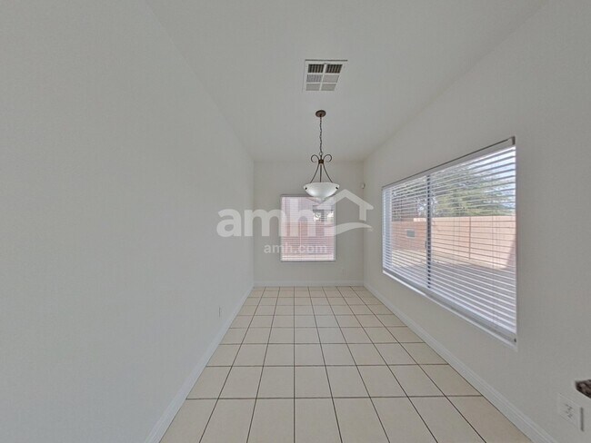 Building Photo - 2974 E Gables Vale Ct