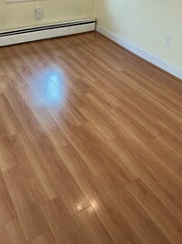 Building Photo - One bedroom one bath