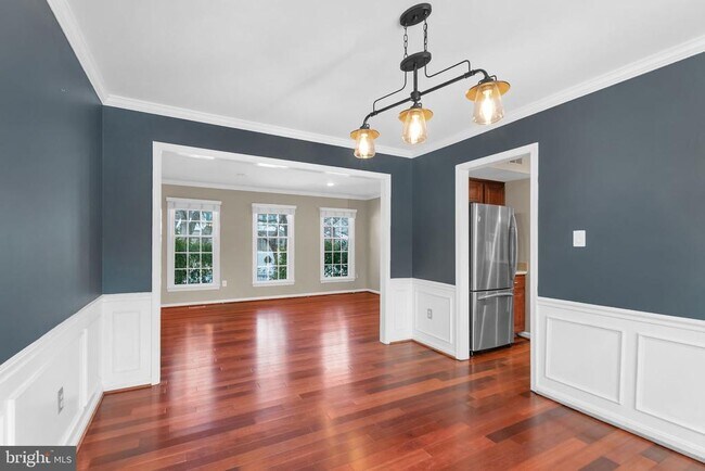 Building Photo - 6229 Gentle Ln