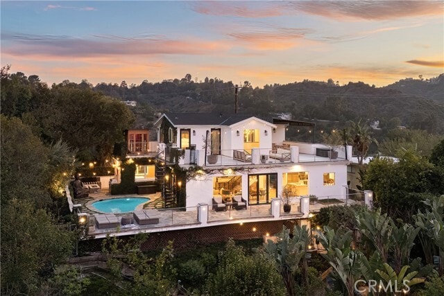 Building Photo - 3642 Alta Mesa Dr