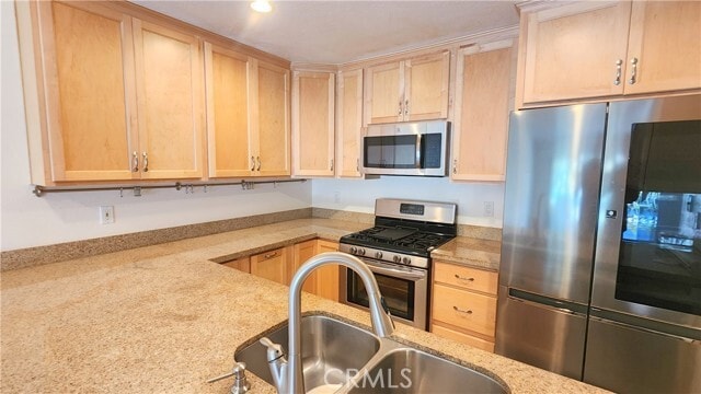 Building Photo - 204 Orange Blossom