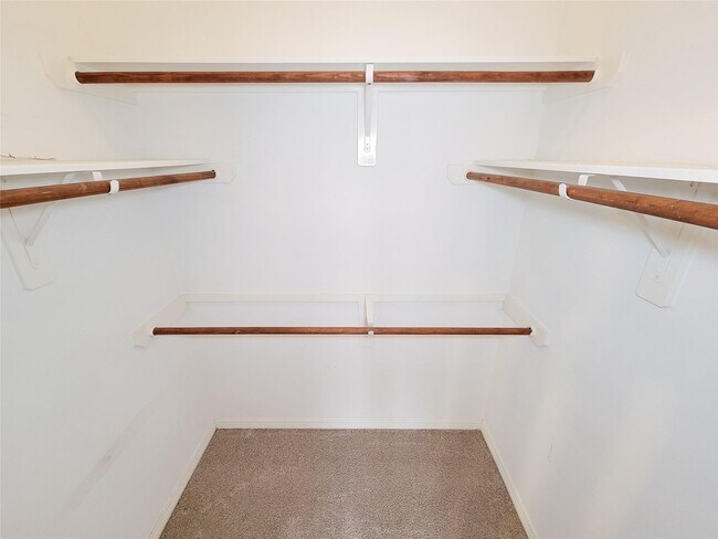 Building Photo - 25219 Piney Heights Ln