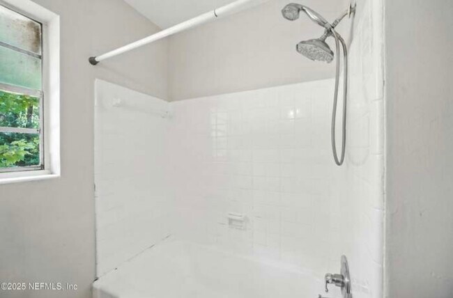 Building Photo - 1841 Debutante Dr