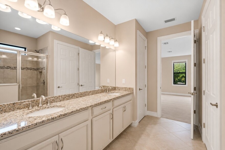 Building Photo - 14329 Tuscany Pointe CV