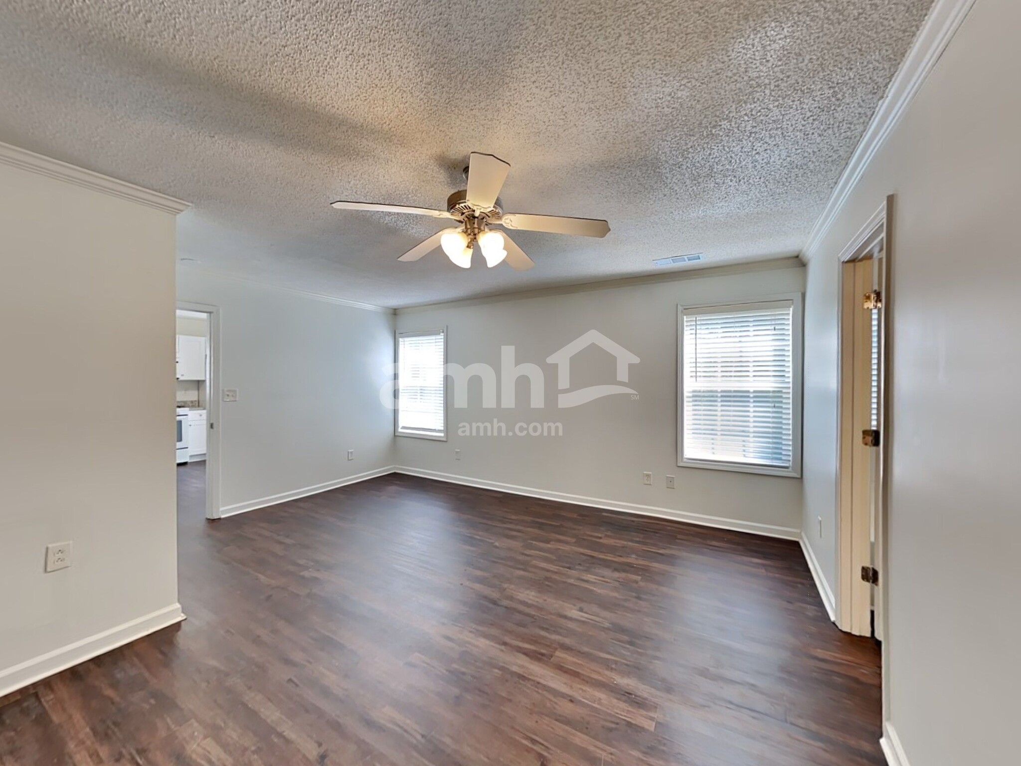 Building Photo - 208 MacKenzie Ct