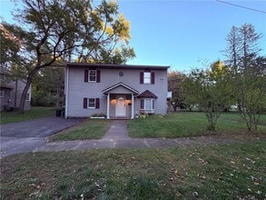 Building Photo - 3 Edyth St