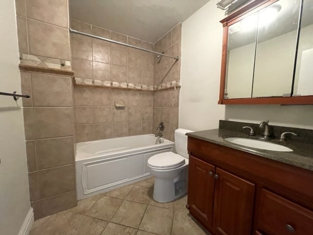 Building Photo - 514 Dove Cir