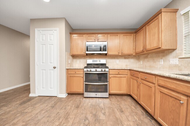 Building Photo - 14610 Hazy Ridge Ln