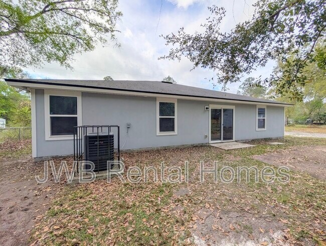 Building Photo - 6437 118th St