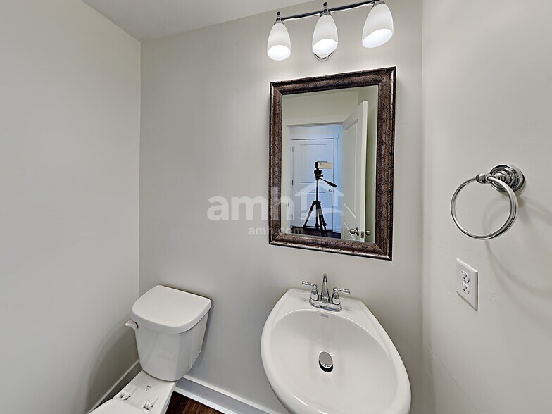 Building Photo - 7893 S Gaea Ct