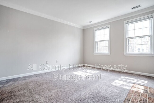 Building Photo - 1203 Michigan Ct
