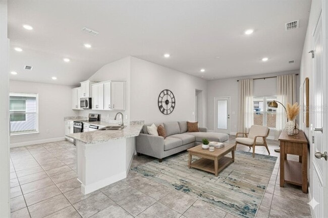 Building Photo - 2358 Friendly Confines Rd