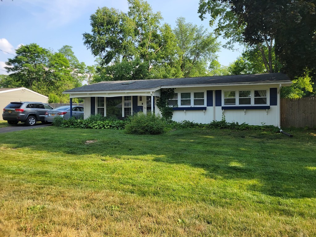 Summer front view - 20 Princeton St