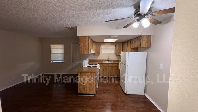 Building Photo - 6331 Delaware Ave