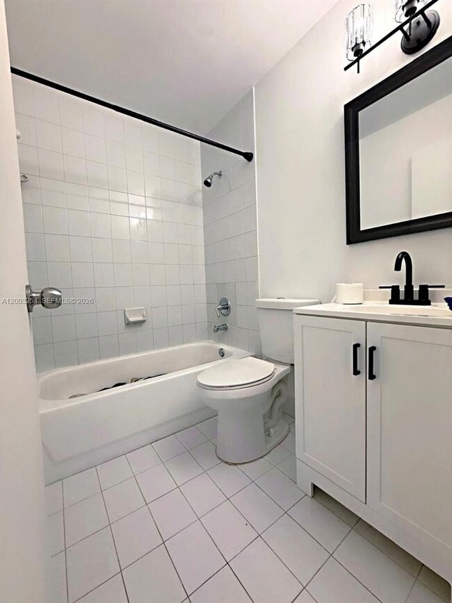 Building Photo - 15490 SW 134th Pl