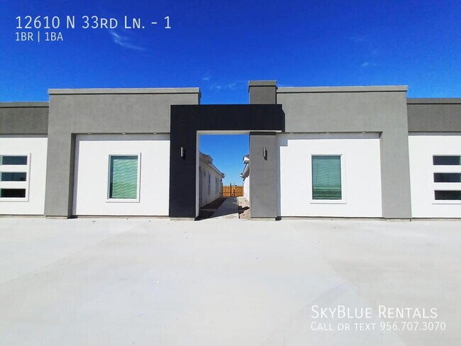 Building Photo - 12610 N 33rd Ln