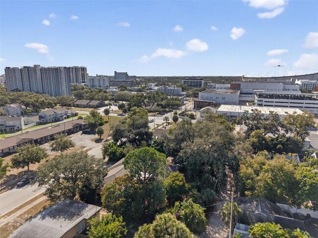 Building Photo - 260 13th St N