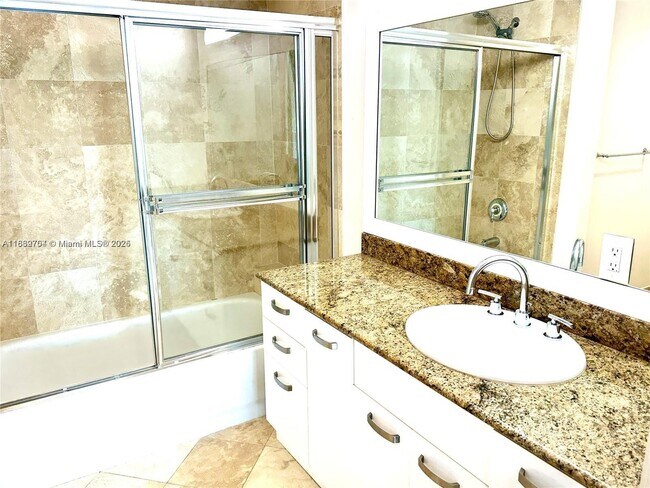 Building Photo - 201 Golden Isles Dr